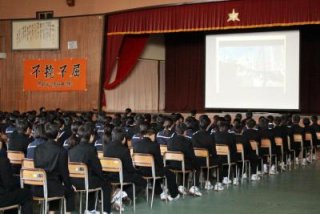 鷹施中学校自転車講習へ行って来ました。